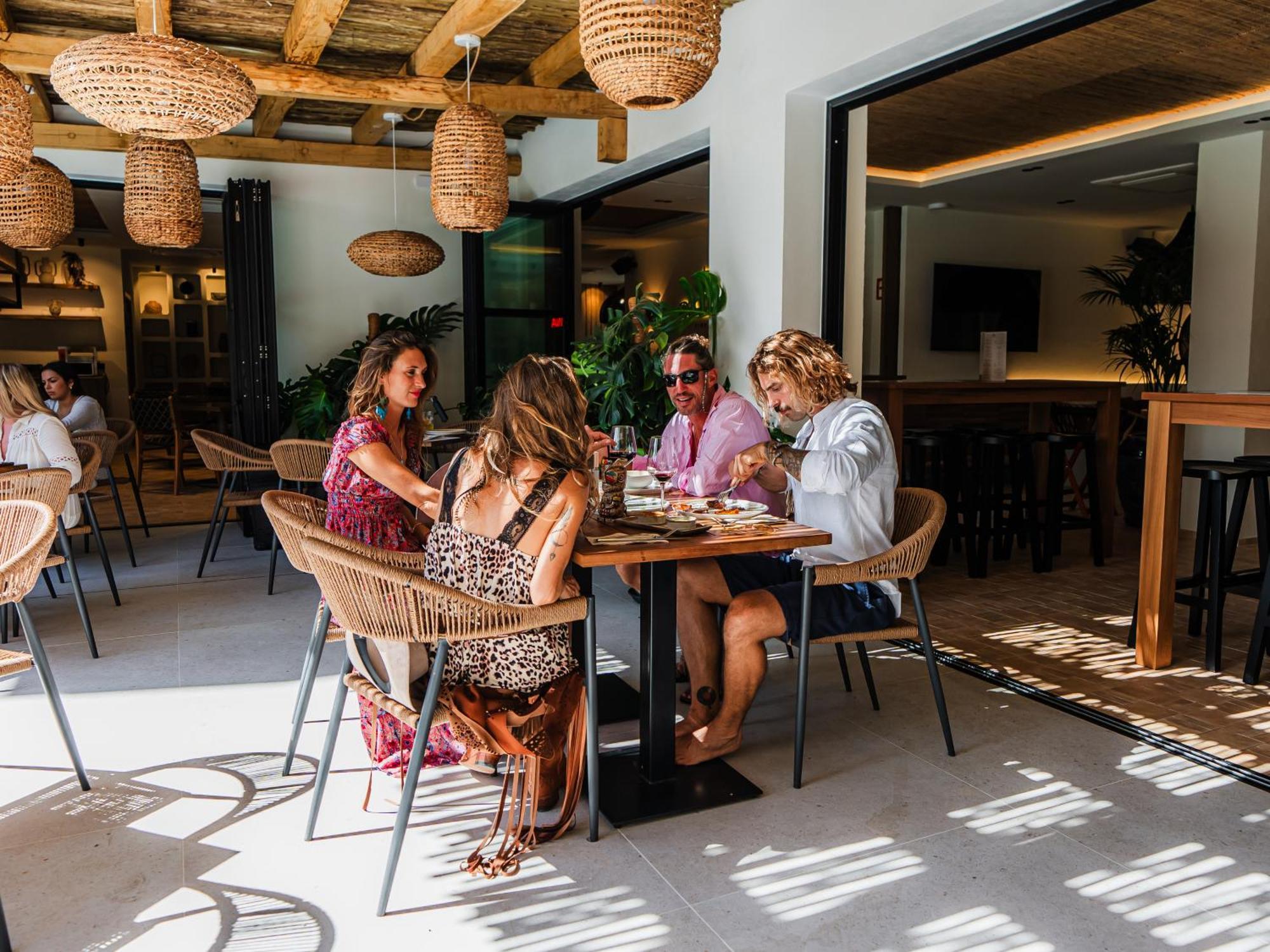 Aparthotel Casita Blanca - Adults Only Σαν Αντόνιο Εξωτερικό φωτογραφία